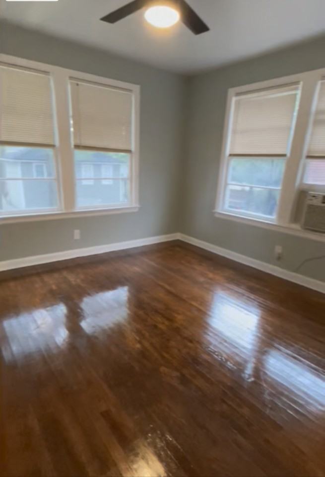 2338 Oak St #4 - Photo 3 of 31