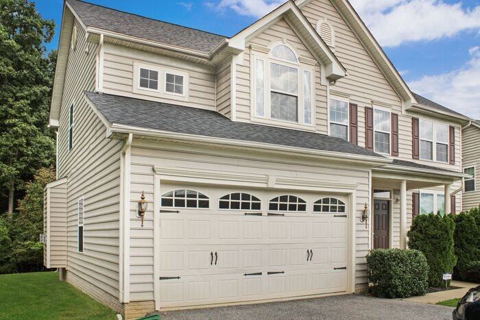 3708 Wallingford Ct - Photo 2 of 50