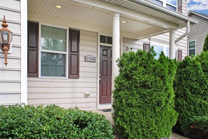 3708 Wallingford Ct - Photo 3 of 50