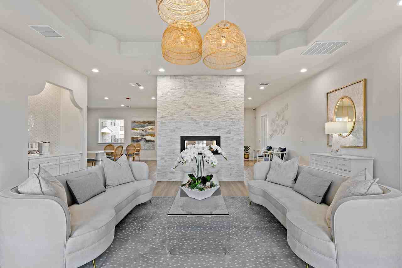 The Flats at Van Alstyne - Photo 2 of 38