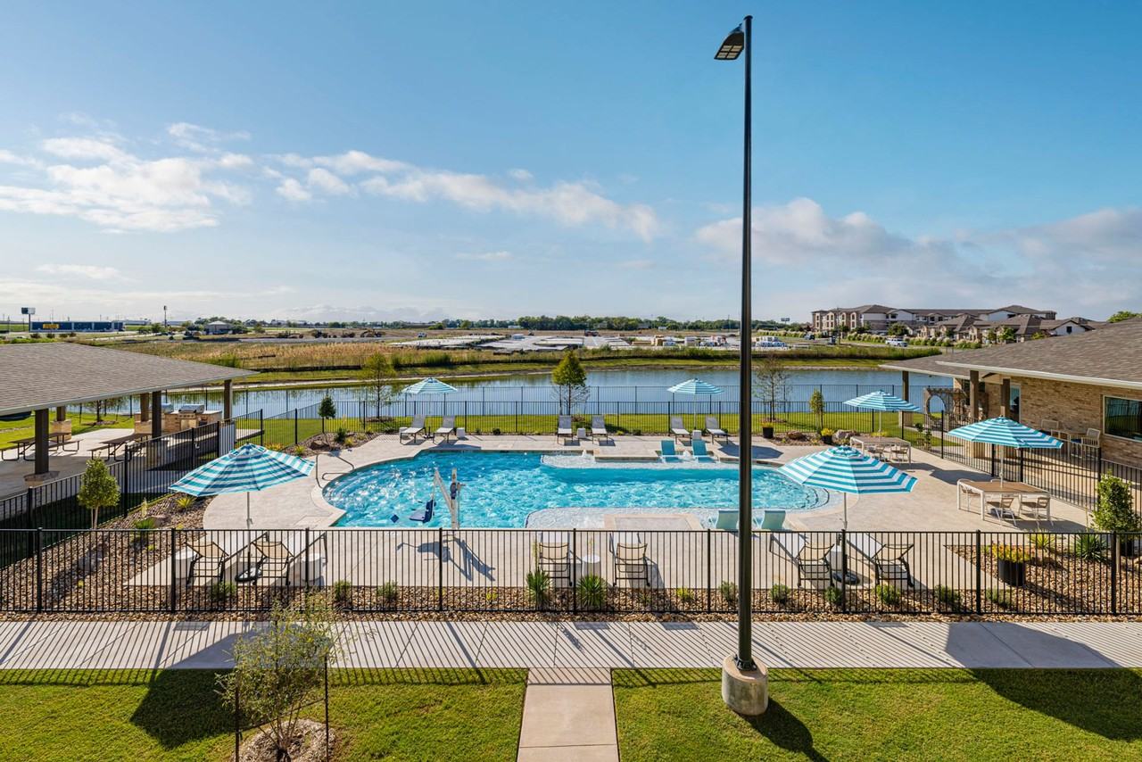 The Flats at Van Alstyne - Photo 3 of 50
