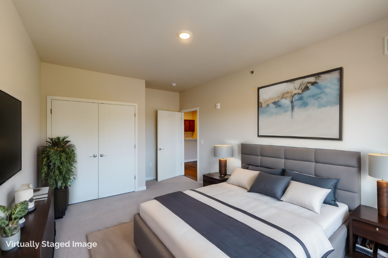 Boulevard Apartments & Townhomes - Photo 7 of 50