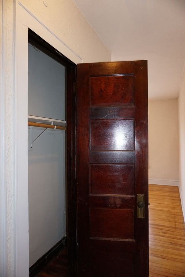 15  -  1912 Clinton - Photo 6 of 36