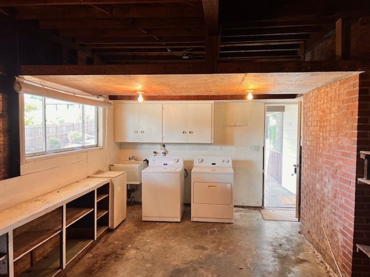 9996 - Procurement Properties - Photo 5 of 37