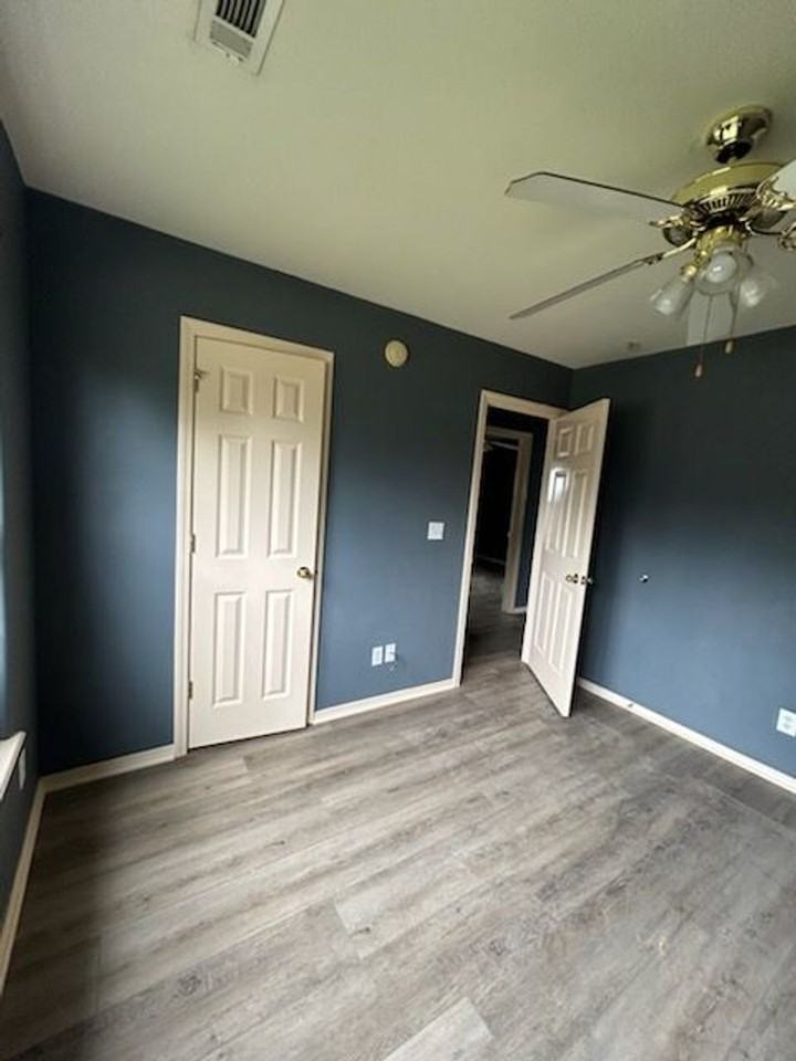 901 Sw Sandrock Rd - Photo 7 of 17