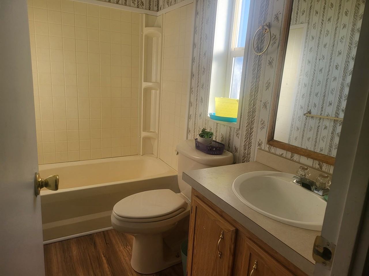 32 Front St #4 - Photo 5 of 11