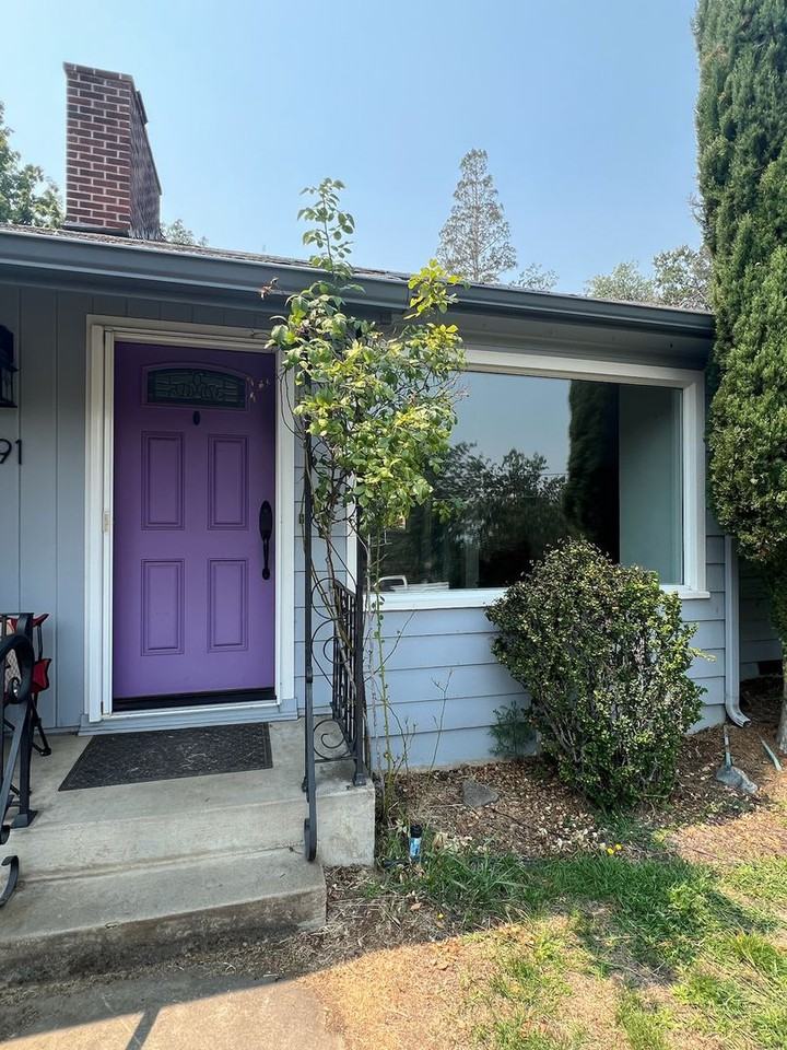 691 Chestnut St - Photo 2 of 30