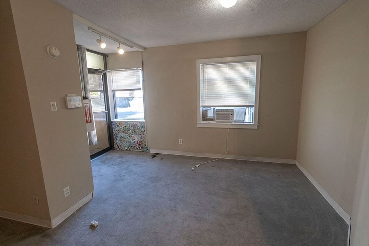 1110 E Broadway #B - Photo 4 of 21