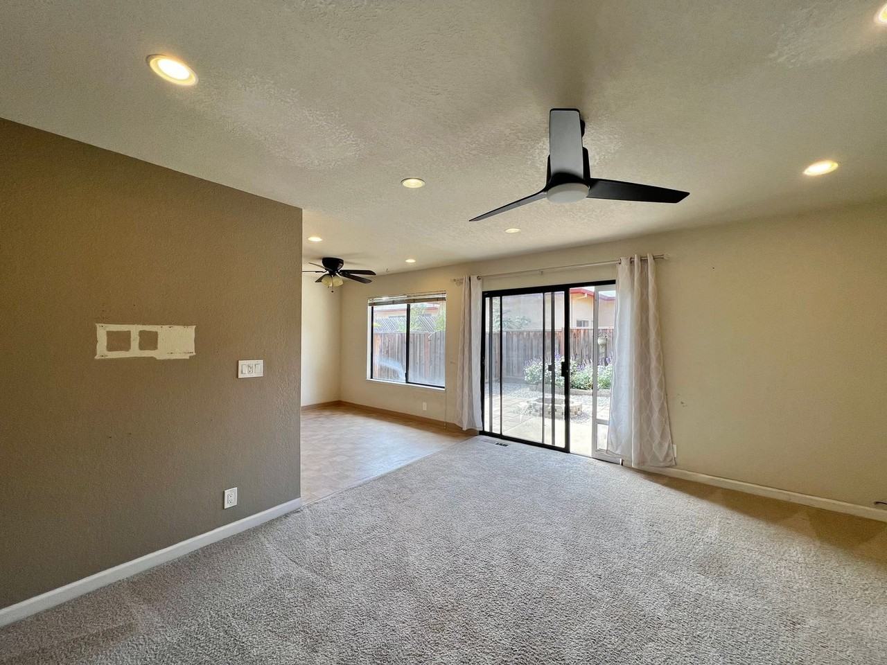 16995 Barnell Ave - Photo 2 of 14