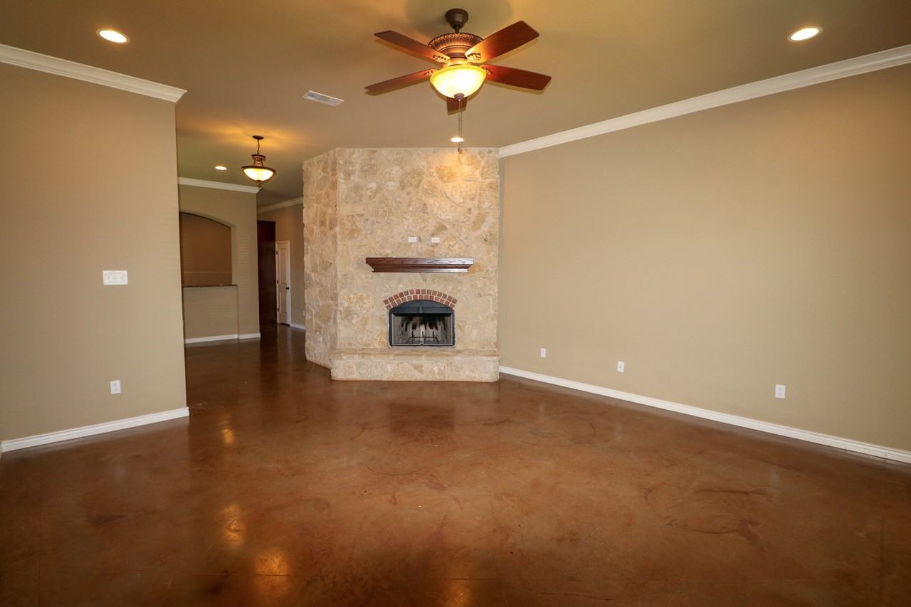 3125 Silver Saddle Dr - Photo 2 of 26