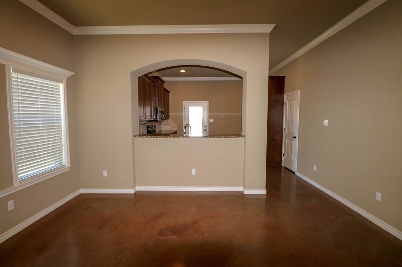 3125 Silver Saddle Dr - Photo 4 of 26