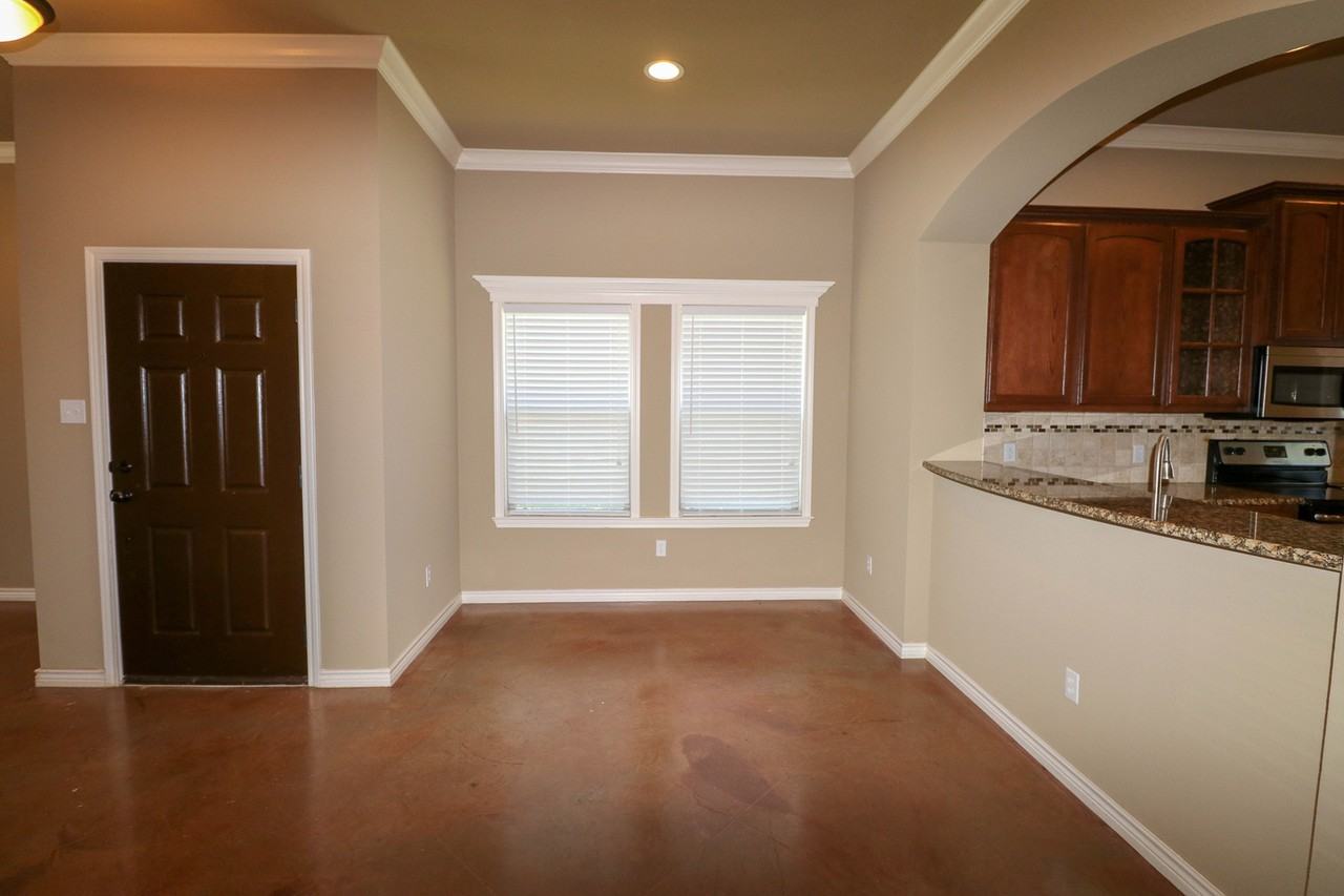 3125 Silver Saddle Dr - Photo 5 of 26