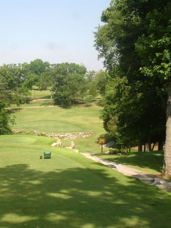 813 Holiday Rdg #1 - Photo 5 of 32