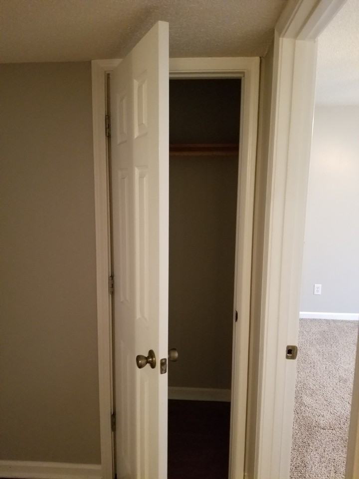 4 - The Enclave - Photo 3 of 20