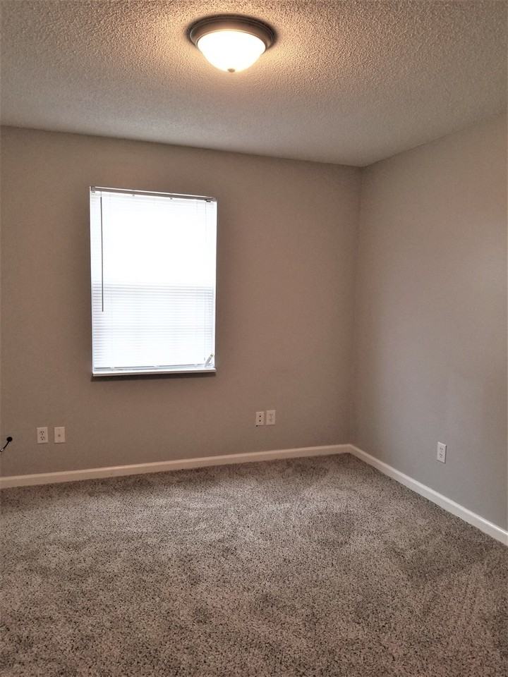 4 - The Enclave - Photo 4 of 20