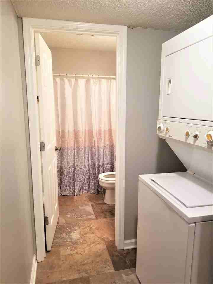 4 - The Enclave - Photo 7 of 20