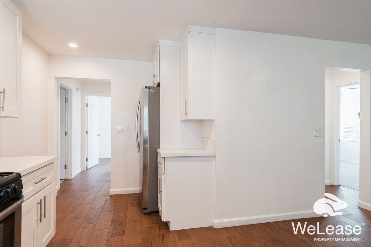 11th St. - Photo 2 of 20