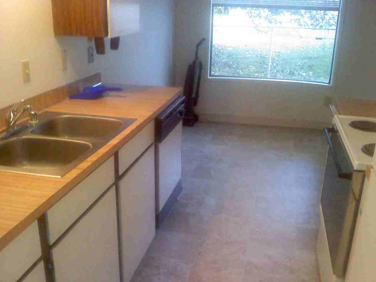 Xenia Street (2414) - Photo 2 of 6