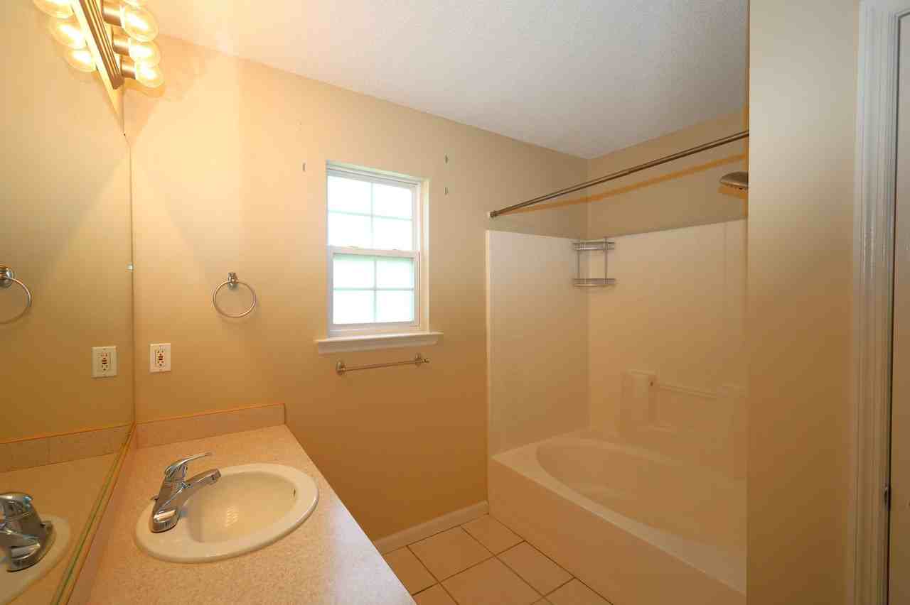 413 Bryson Cir - Photo 6 of 10