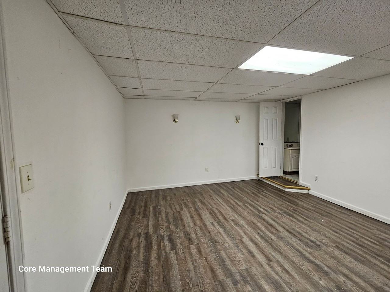 525 Washington St - Photo 2 of 18