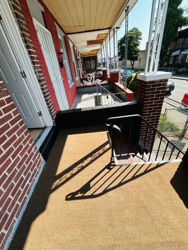 2854 W Mulberry St - Photo 2 of 19