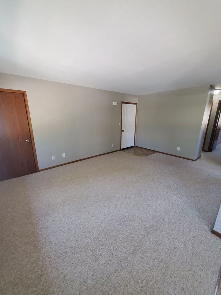 131 Maple Ave. (4 Unit) - Photo 2 of 14