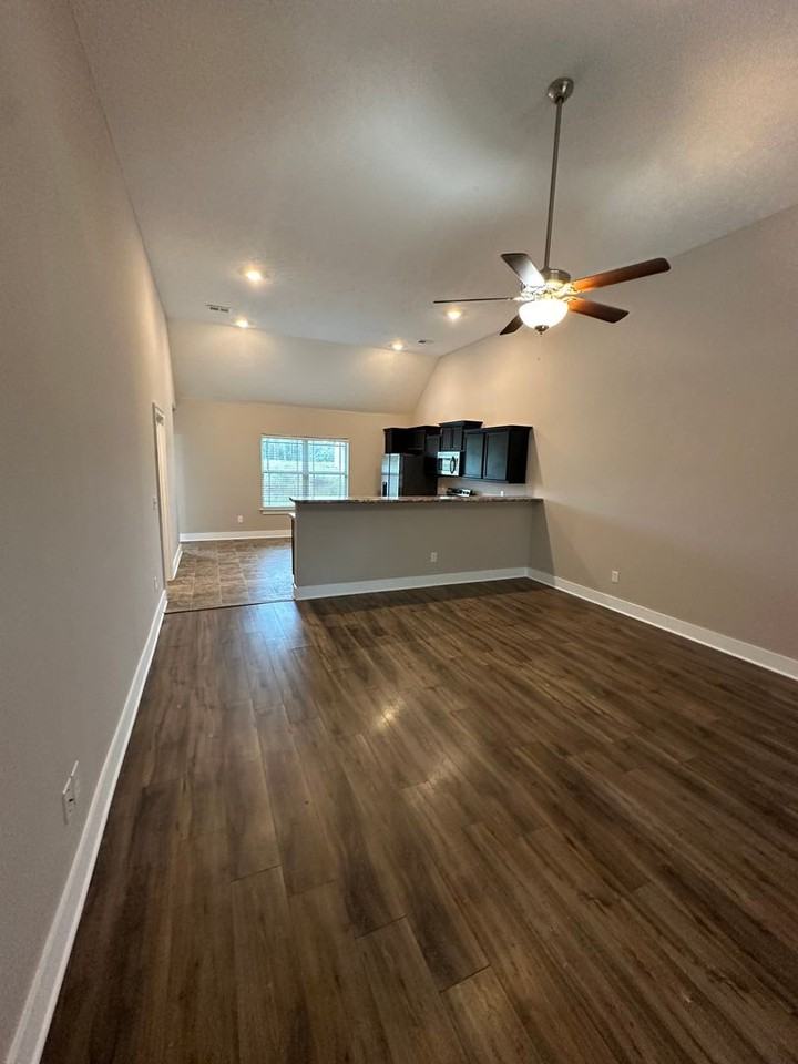 2310 Red Barn Rd - Photo 2 of 30