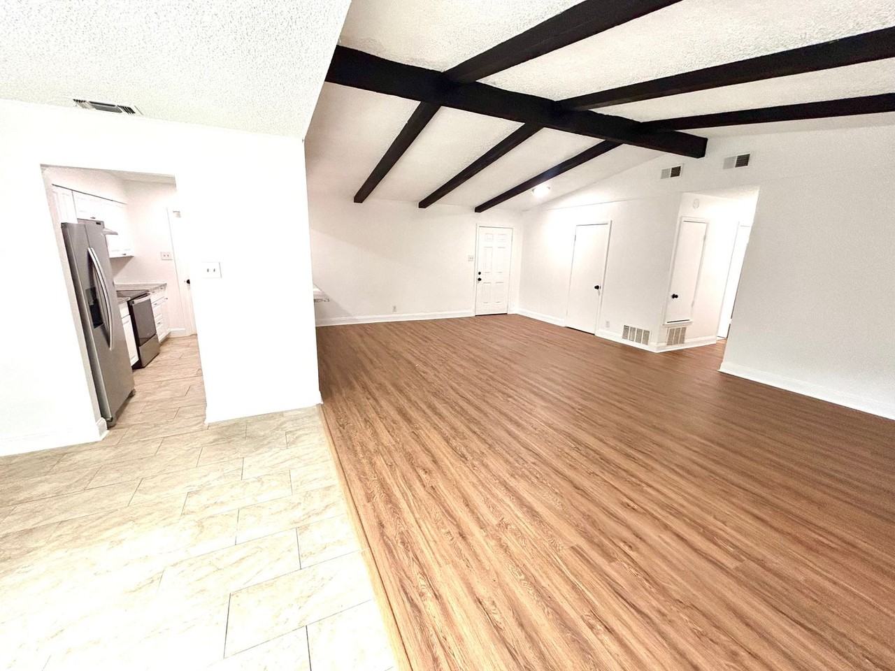 624 Jamie Sue Dr - Photo 5 of 23