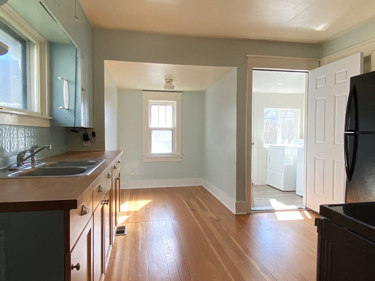 604 W 11th St - Photo 7 of 17