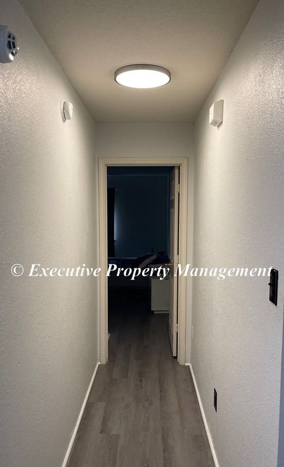 208 Mesquite Cir - Photo 6 of 11