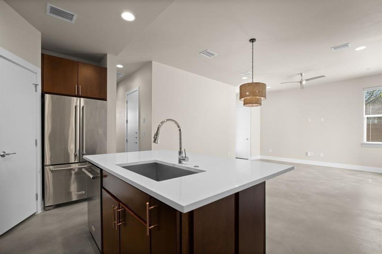 5404 Bennett Ave - Photo 7 of 29