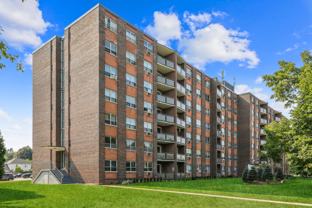 Edinburgh Manor Apartments - Photo 1 of 1