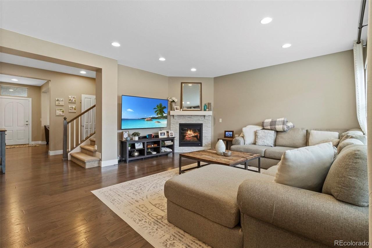 14828 Haley Avenue - Photo 4 of 6