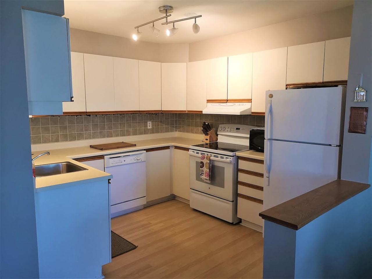 1810 Marsala Crescent - Photo 4 of 18