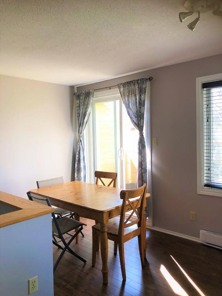 1810 Marsala Crescent - Photo 6 of 18