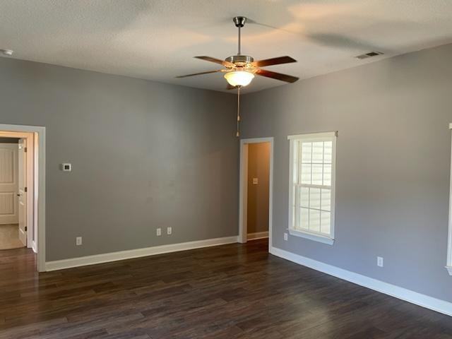 305 Macarthur Drive - Photo 3 of 14