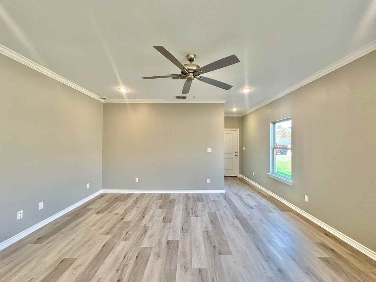 6213 Villa Rosa Way #6213 - Photo 4 of 29