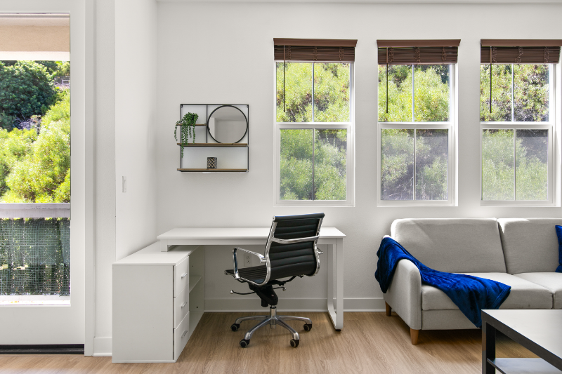 1110 Makena Way - Photo 4 of 31