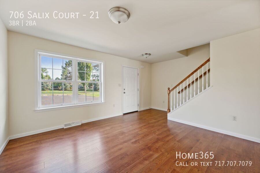 706 Salix Ct #21 - Photo 2 of 16