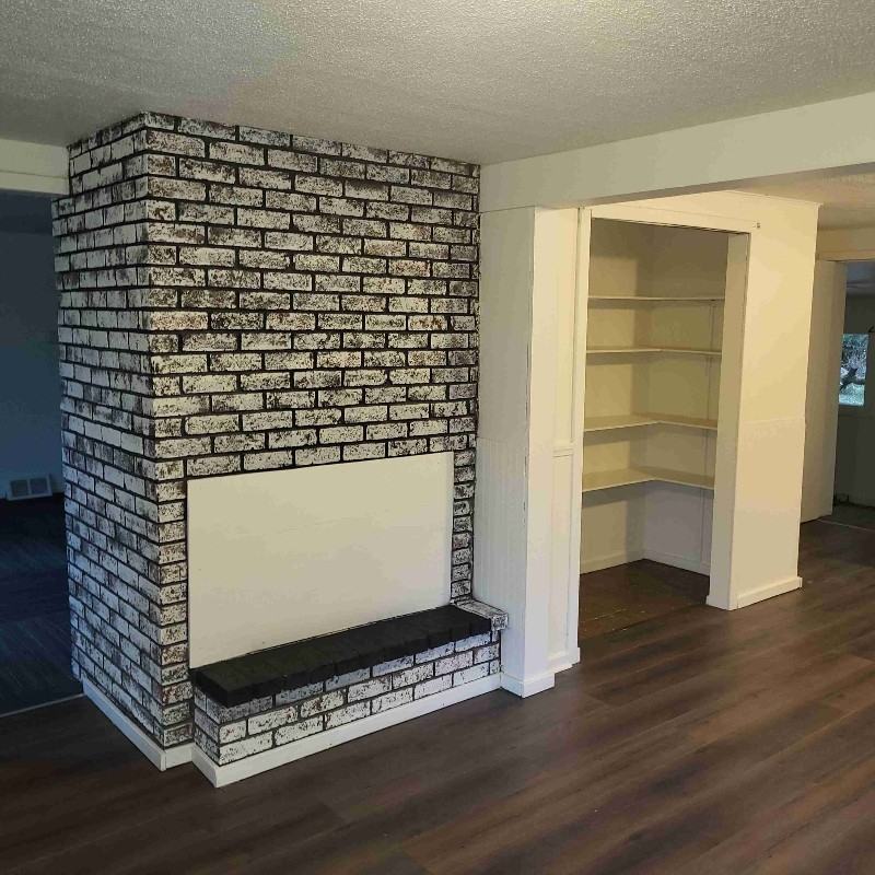 3960 Case Ct #A - Photo 5 of 9