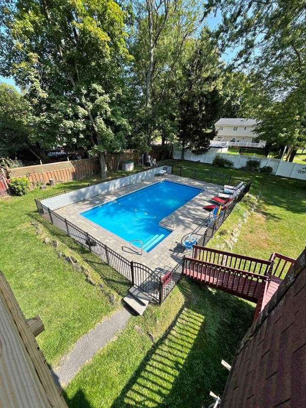 12 Pawtuxet Ave - Photo 3 of 15