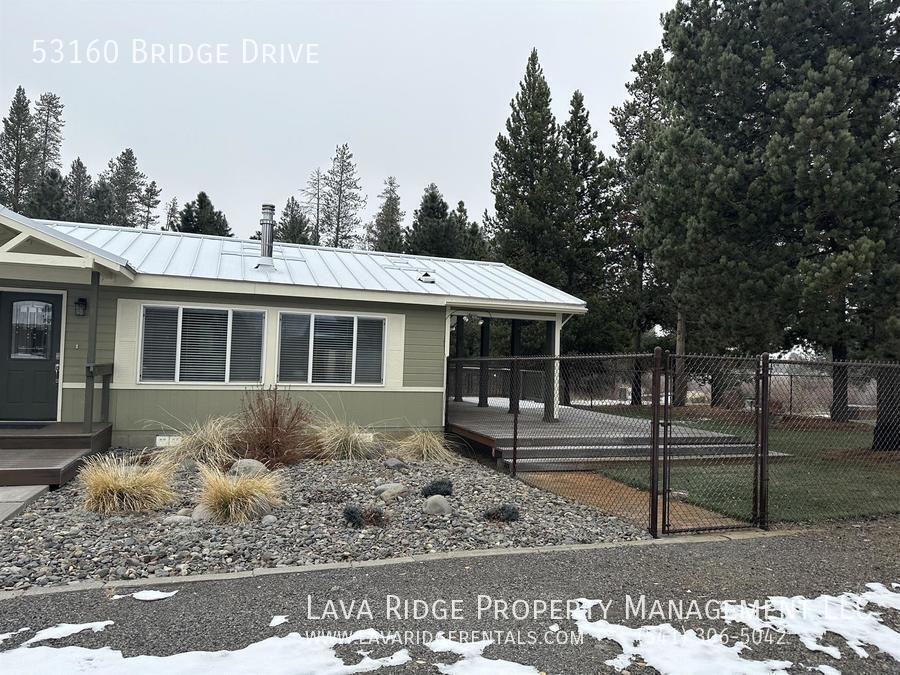 53160 Bridge Dr - Photo 3 of 50