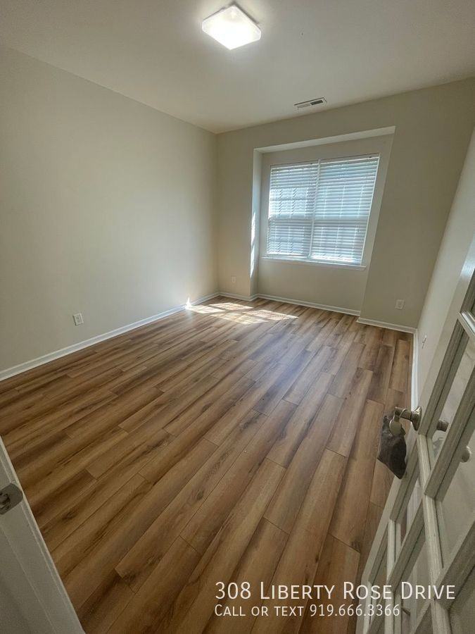 308 Liberty Rose Dr - Photo 3 of 31