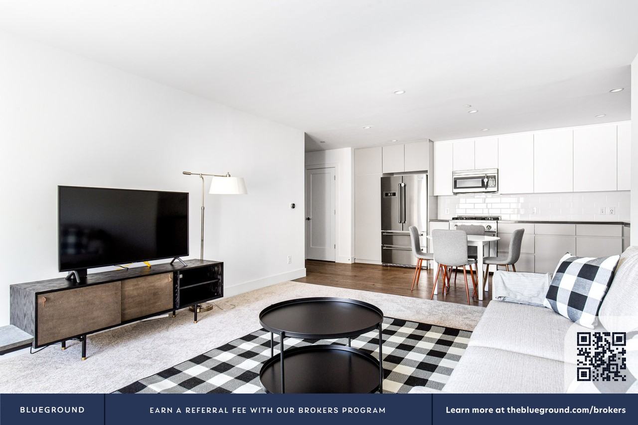 350 Sharon Park Drive - Photo 4 of 40