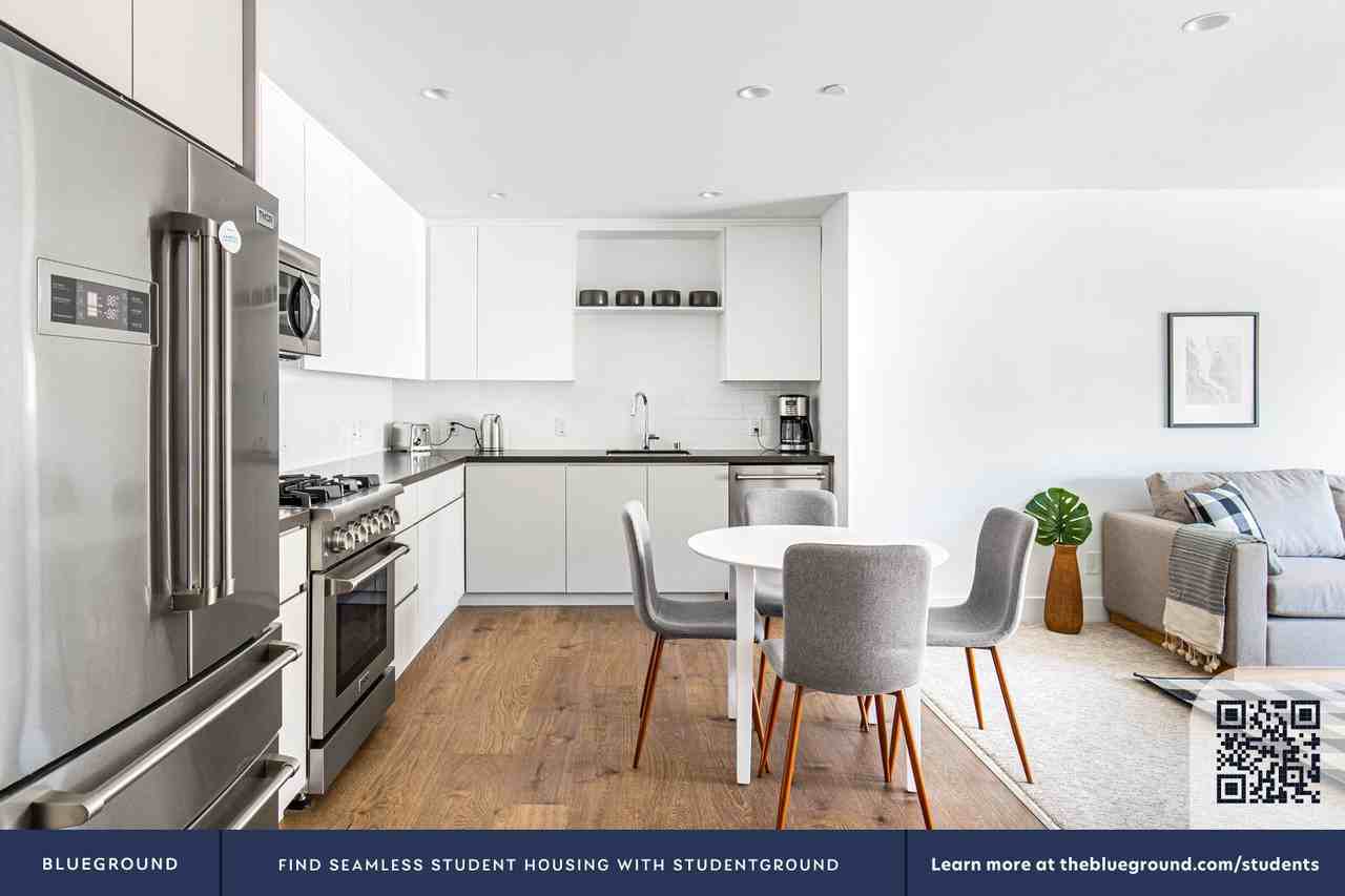 350 Sharon Park Drive - Photo 6 of 40