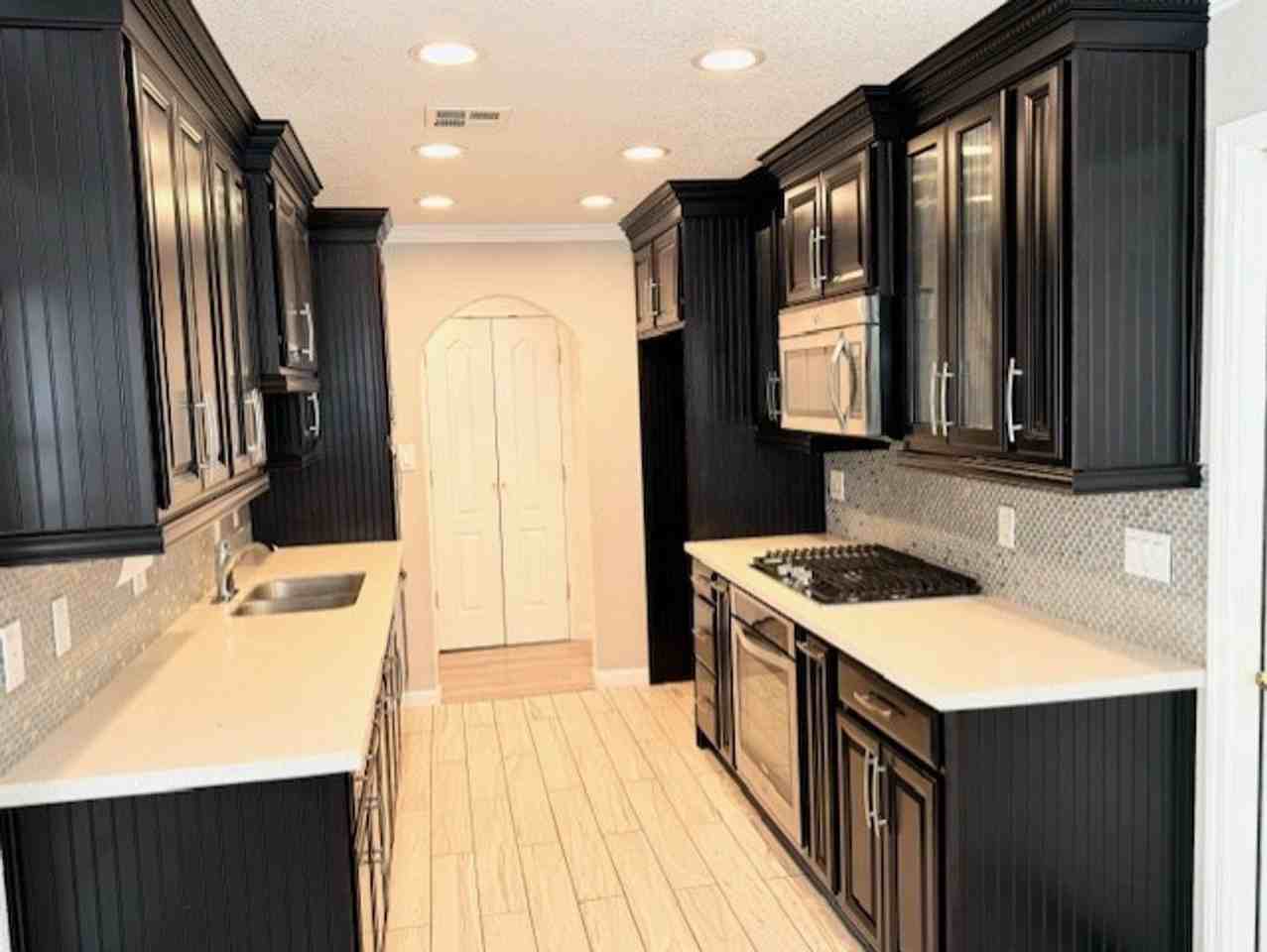 6479 Linn Way - Photo 3 of 20