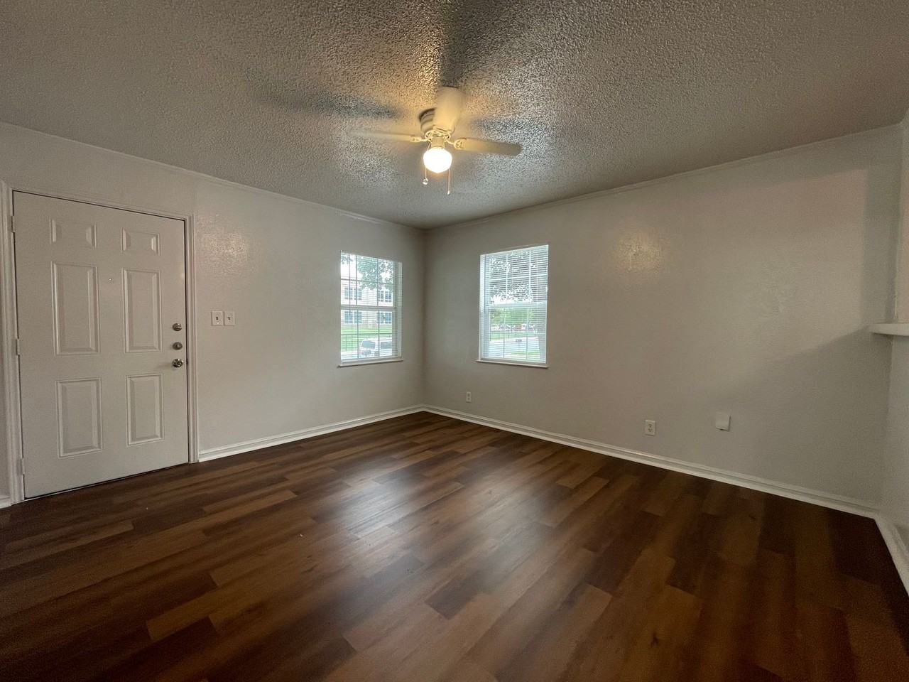 5108 Tulane Ave - Photo 3 of 19