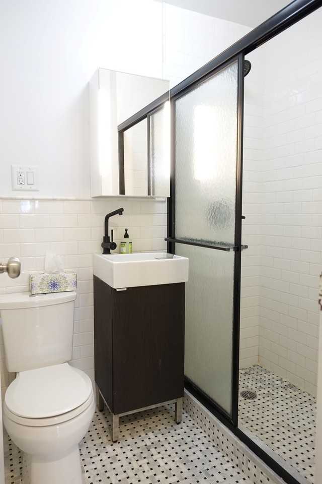 419 West 47th Street LLC - Photo 2 of 6