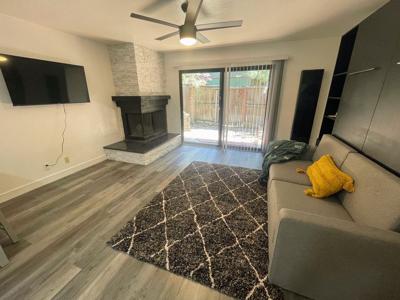 132 Kahle Dr - Photo 3 of 7