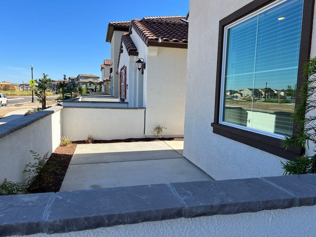 6440 Campus Pkwy - Photo 3 of 21